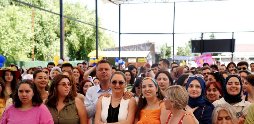 Başkan Sarıkurt, Eğitim Gönüllüleriyle Buluştu Başkan Sarıkurt, Eğitim Gönüllüleriyle Buluştu