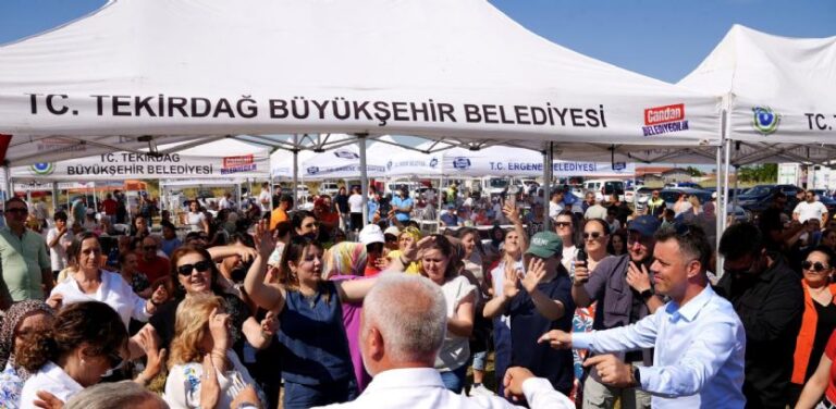 Başkan Sarıkurt, Şahpaz´ın Hıdrellez Coşkusuna Ortak Oldu