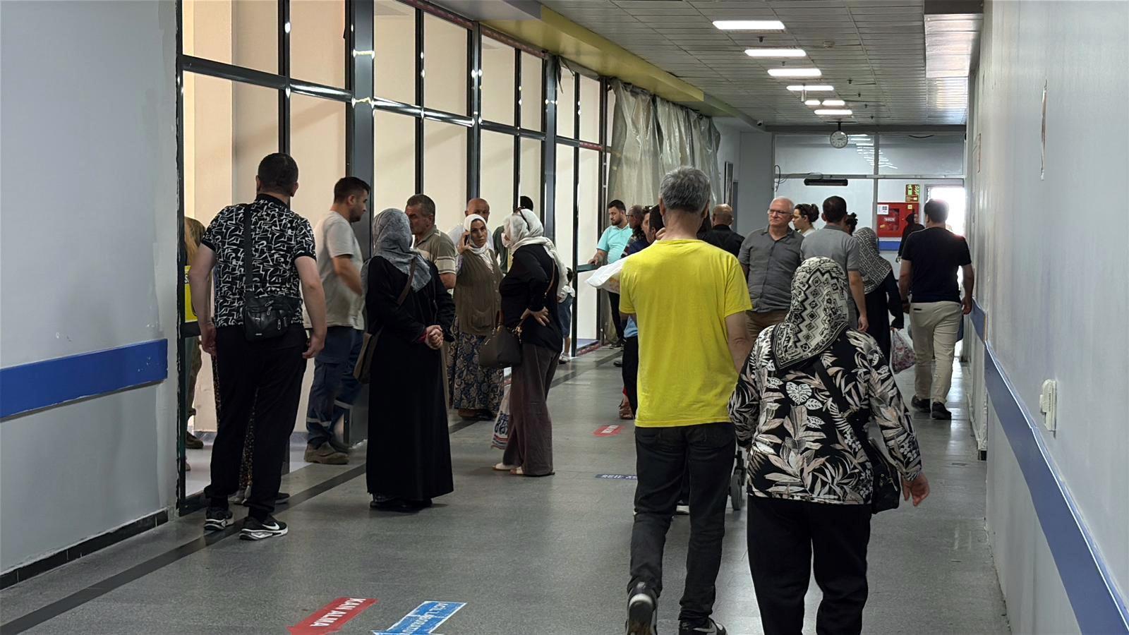 Tavuklu Pilavdan Zehirlenen 25 Kişi Hastaneye Kaldırıldı Tavuklu Pilavdan Zehirlenen 25 Kişi Hastaneye Kaldırıldı