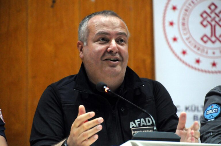 Edirne AFAD Müdürü Karakuş: Afetler tatile çıkmıyor, randevu vermiyor