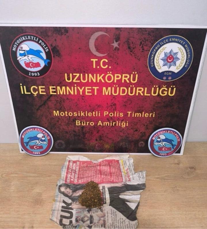 Edirne’de üzerinde uyuşturucu ele geçirilen şüpheliye gözaltı