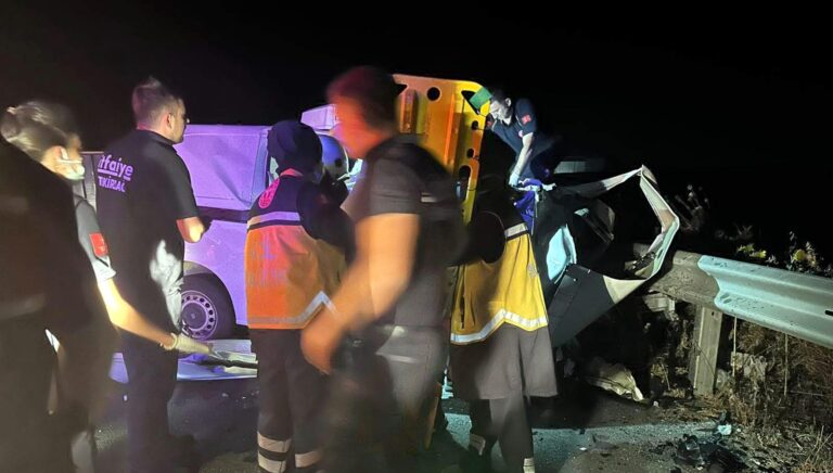 Zincirleme Kaza; Baba ile Kızı ve Yeğeni Öldü