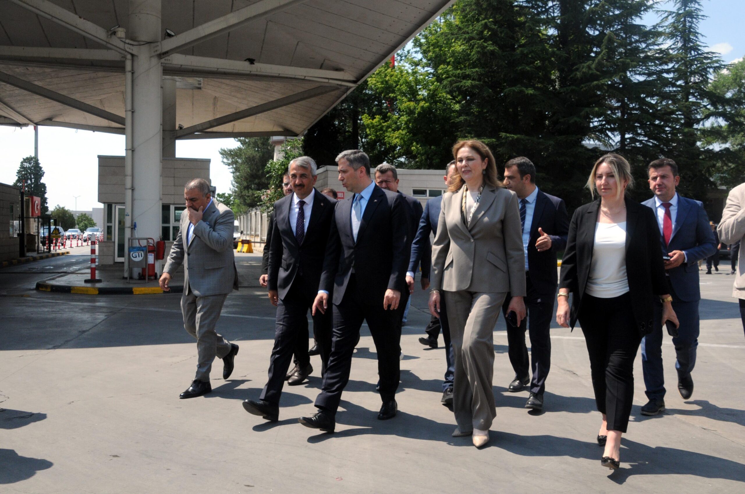 AK Parti’li Sırakaya: Yurt dışındaki millet varlığımız canımızdan bir parçadır AK Parti’li Sırakaya: Yurt dışındaki millet varlığımız canımızdan bir parçadır