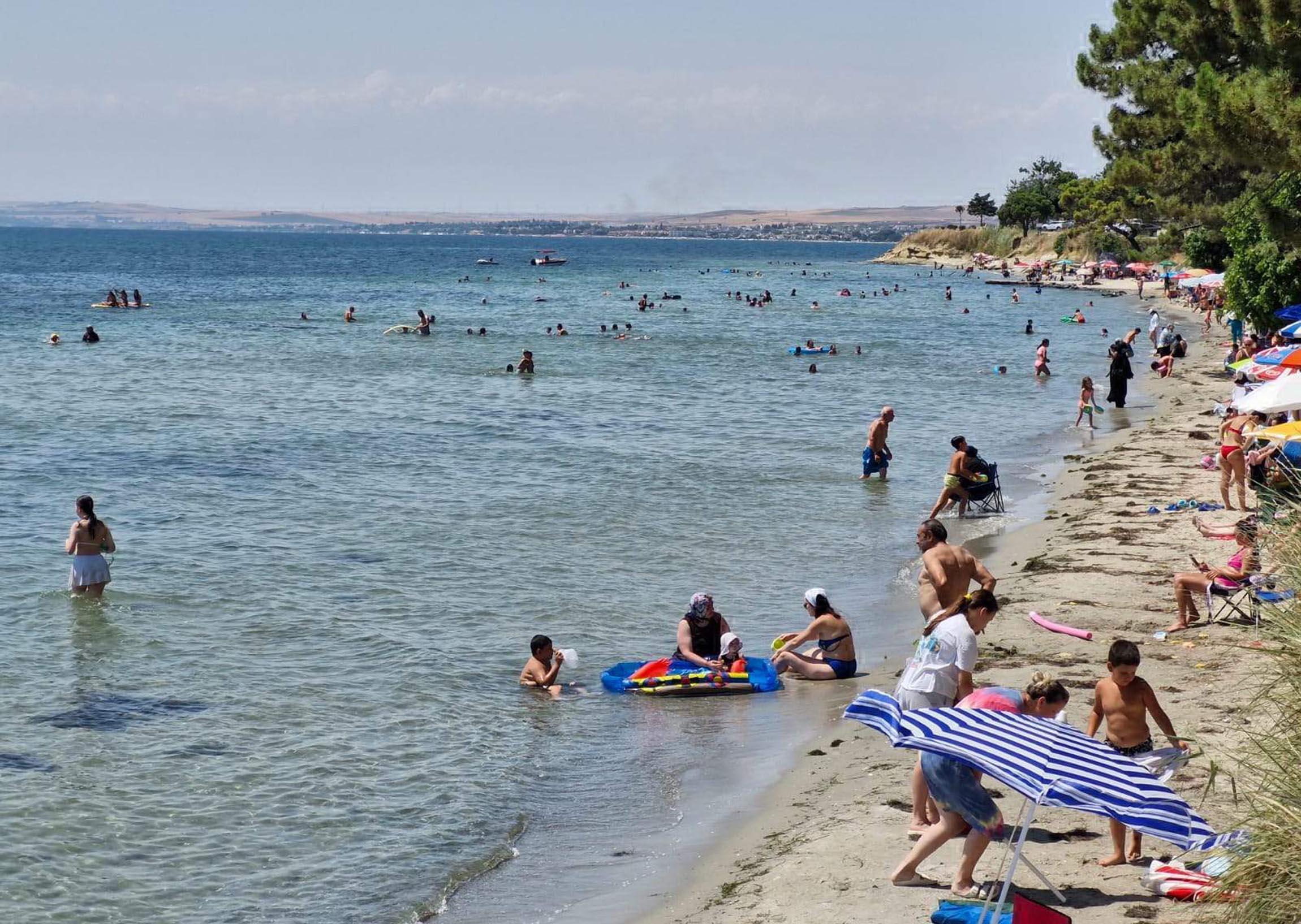 Doç.Dr.Doğan: Deniz ve havuzda kalınan sürenin artması, hastalık olasılığını artırır Doç.Dr.Doğan: Deniz ve havuzda kalınan sürenin artması, hastalık olasılığını artırır