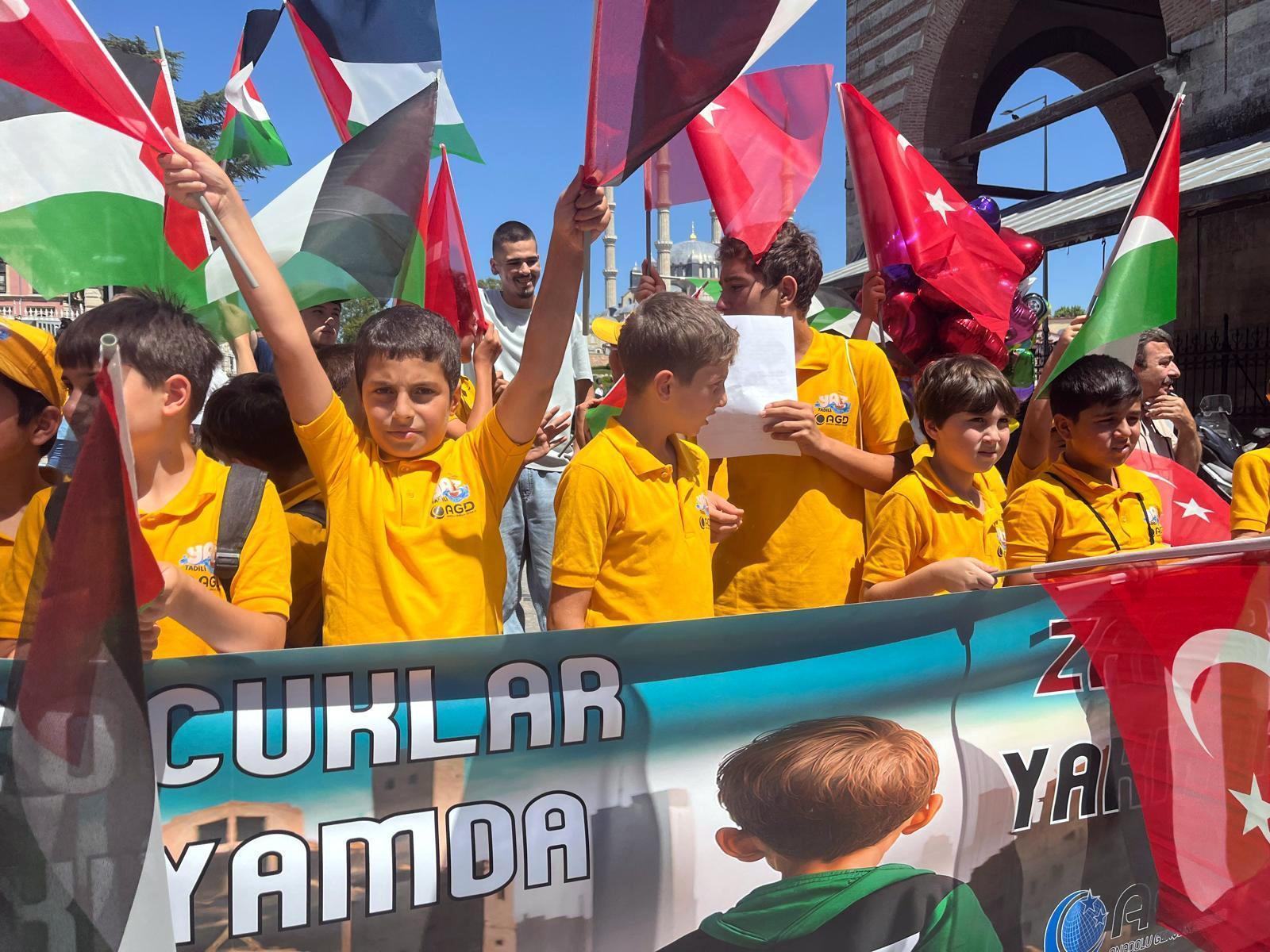 Edirne’de çocuklardan ‘Gazze’ye destek’ açıklaması Edirne’de çocuklardan ‘Gazze’ye destek’ açıklaması