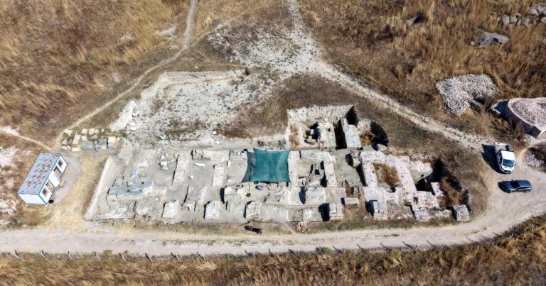Perinthos Antik Kenti’nde ortaya çıkarılan tiyatroda, Helenistik Dönem’e ait izlere rastlandı/Ek fotoğraflar