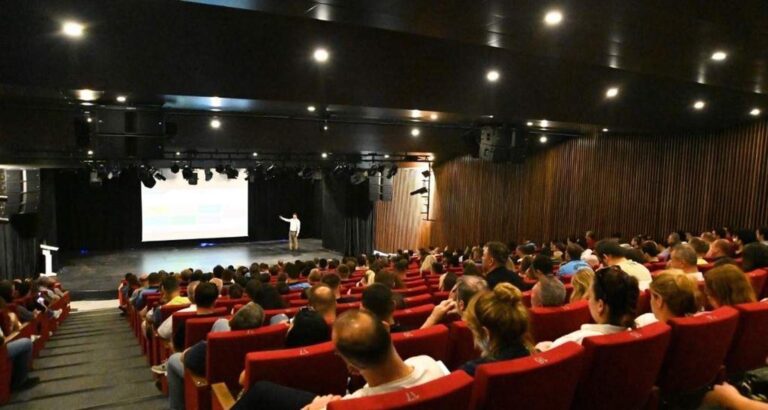 Tekirdağ Büyükşehir Belediyesi personeline ‘etik değerler’ eğitimi
