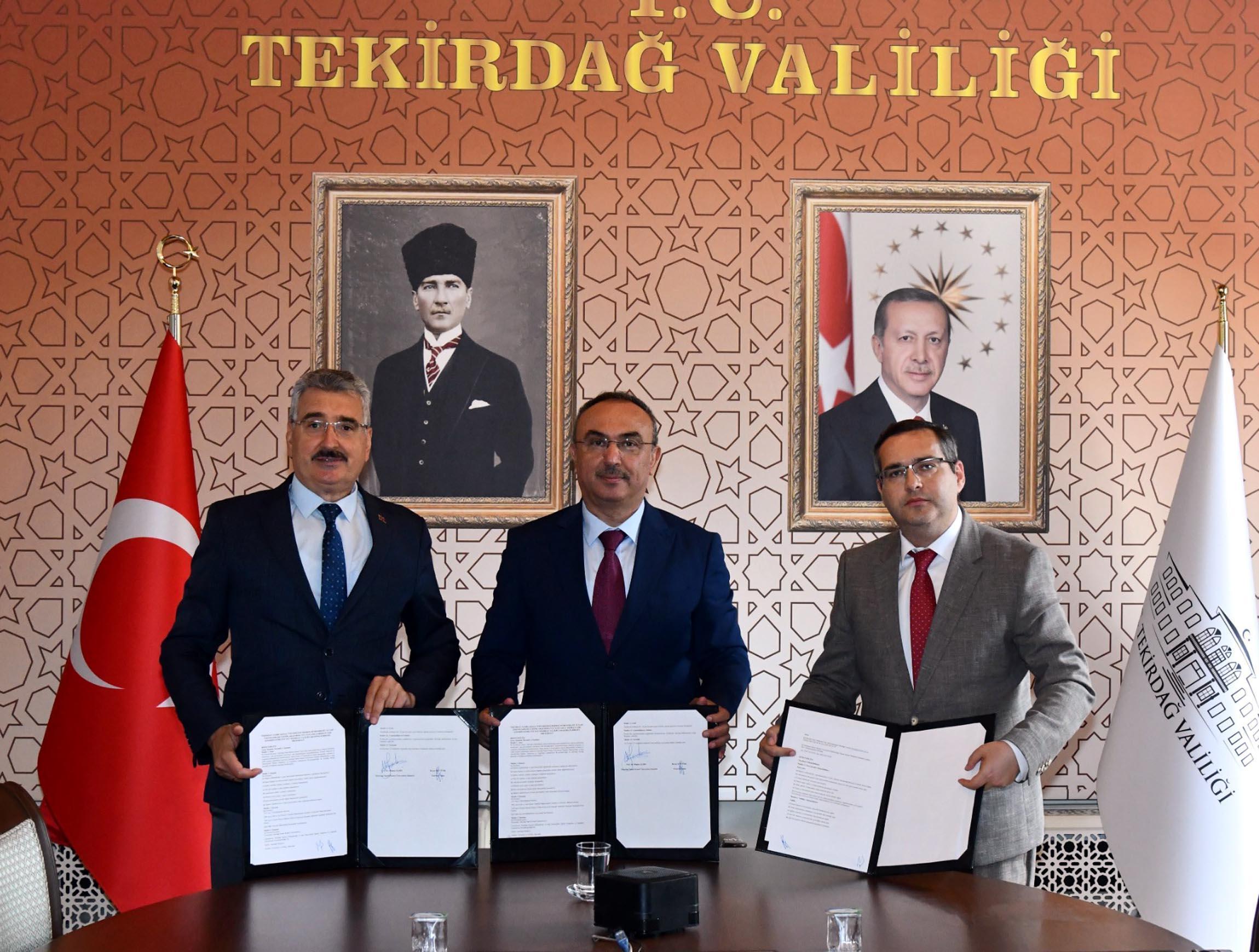 Tekirdağ Valiliği ile NKÜ arasında ‘deprem’ protokolü Tekirdağ Valiliği ile NKÜ arasında ‘deprem’ protokolü