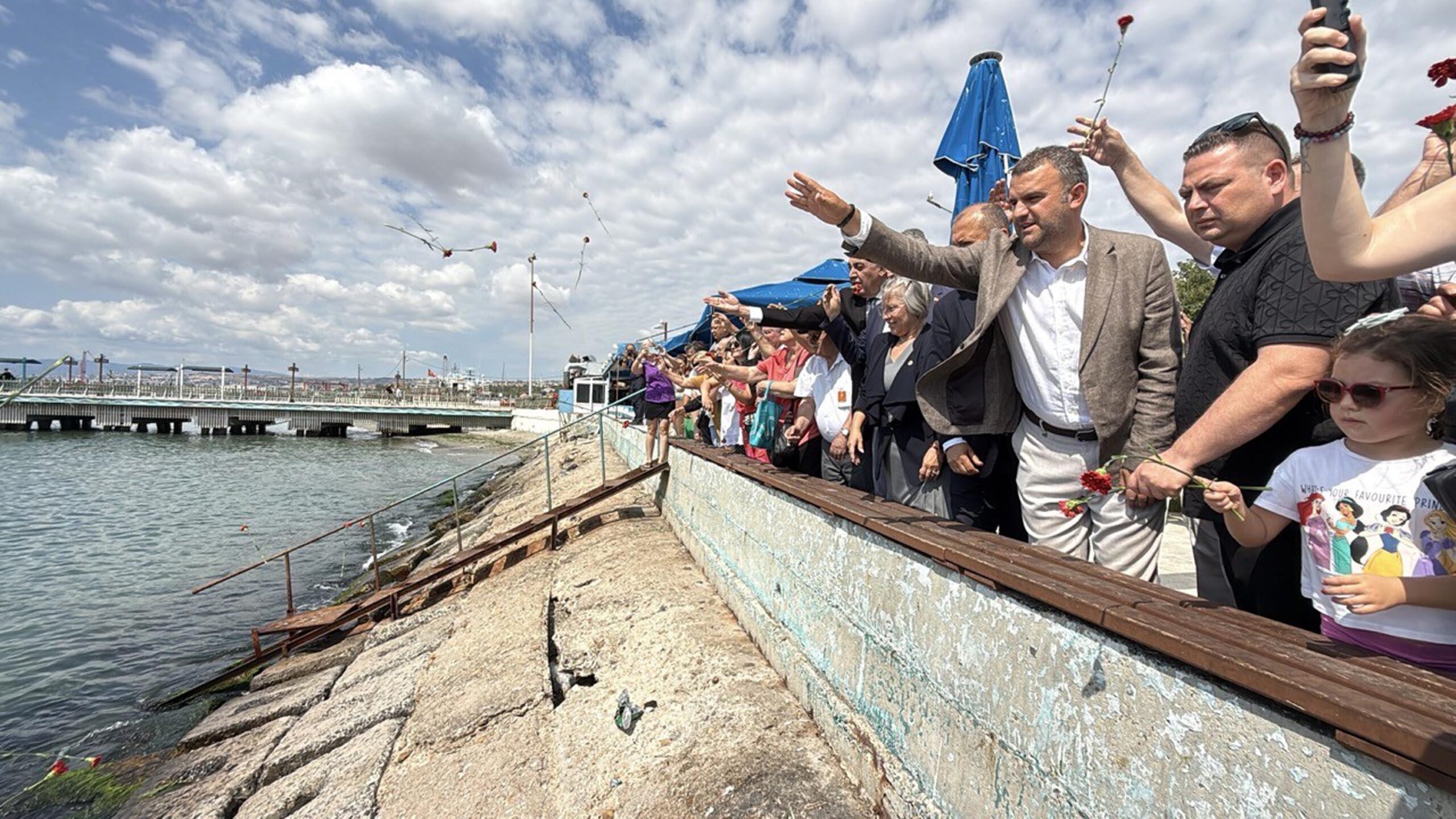 Tekirdağ’ın düşman işgalinden kurtuluşu törenlerle kutlandı Tekirdağ’ın düşman işgalinden kurtuluşu törenlerle kutlandı