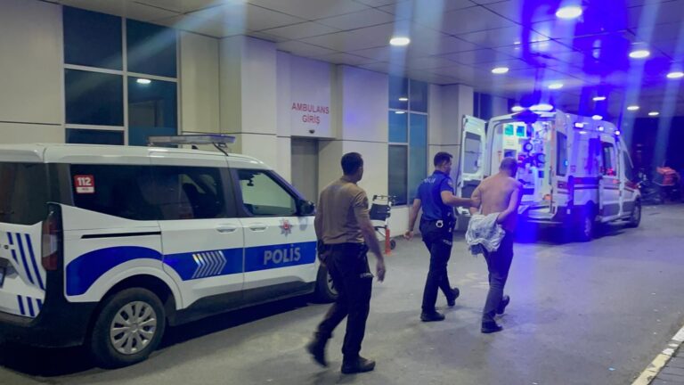 İki Arkadaşın Kavgası Hastanede Bitti