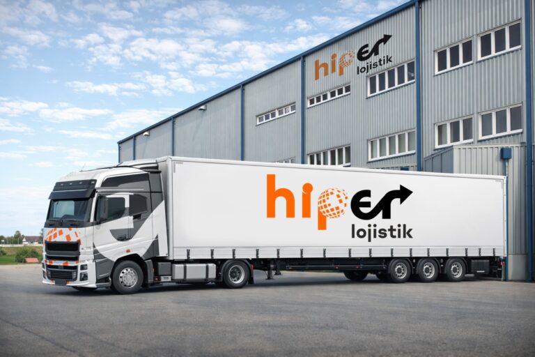 Hürmüz’deki Belirsizlik Körfez Lojistiğini Yeniden Şekillendiriyor: Hiper Lojistik Karayolunu Öne Çıkarıyor