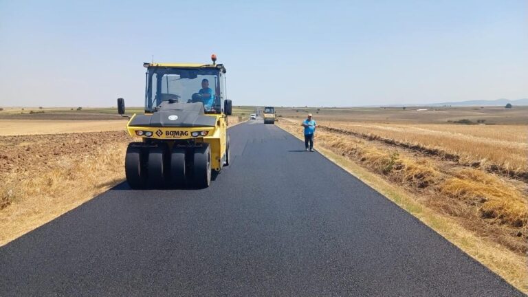 Edirne’de 10 köyü birbirine bağlayan yol asfaltlandı