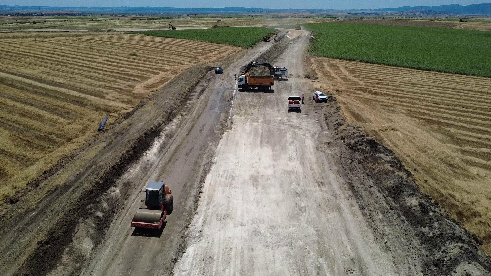 Edirne’de 81 bin 780 dekar arazi modern sulamaya kavuşacak Edirne’de 81 bin 780 dekar arazi modern sulamaya kavuşacak