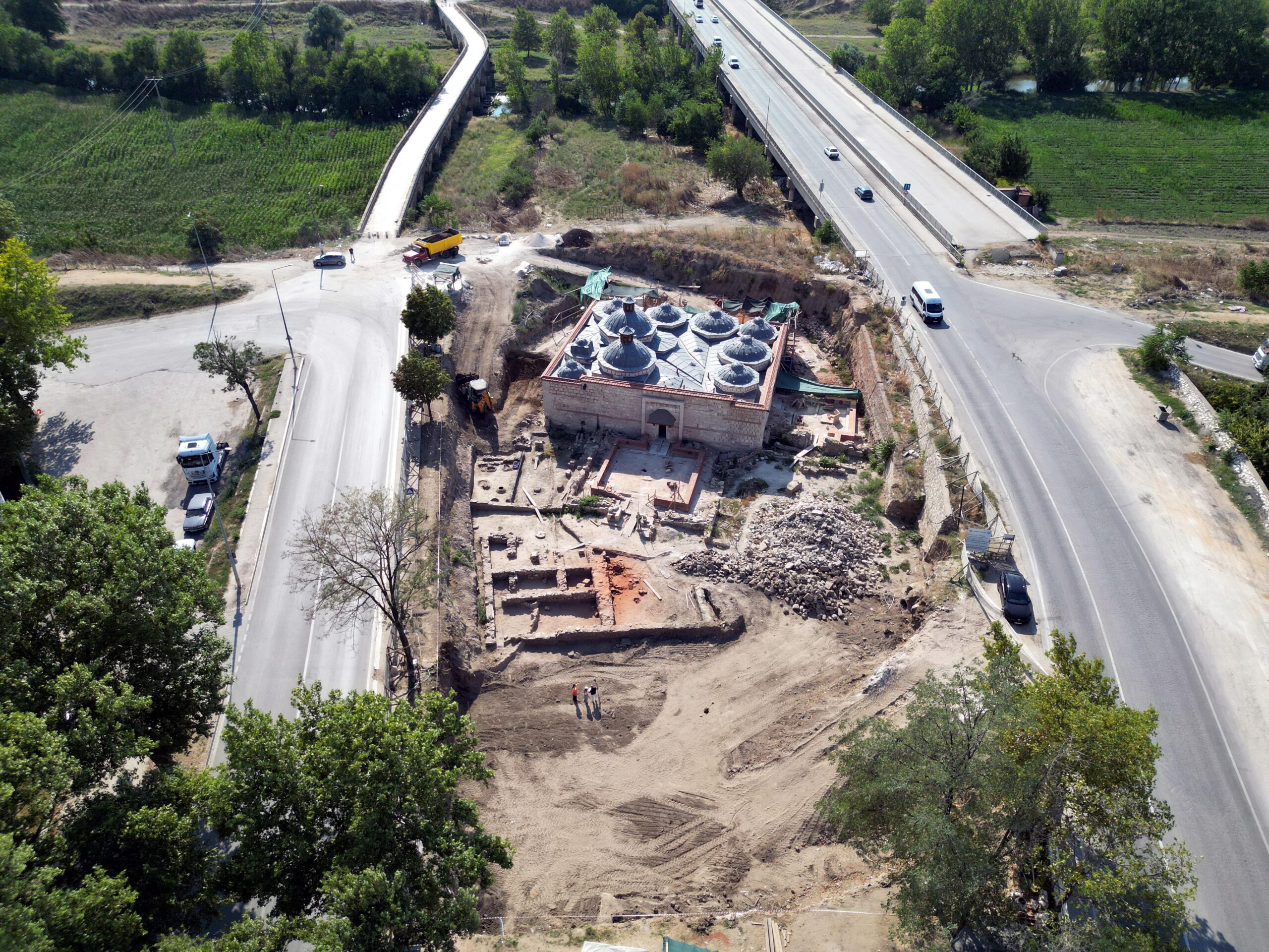 Edirne’de Gazi Mihal Bey Hamamı’nın restorasyonunda ilk etap bitti Edirne’de Gazi Mihal Bey Hamamı’nın restorasyonunda ilk etap bitti