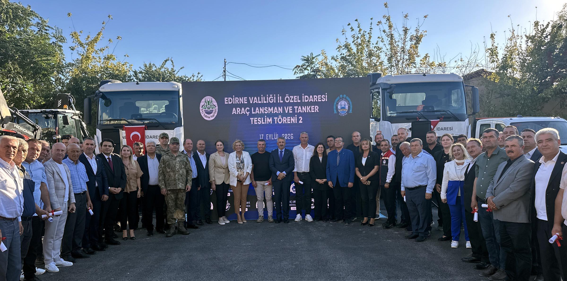 Edirne İl Özel İdaresi filosuna 16 yeni hizmet aracı, köylere 34 su tankeri Edirne İl Özel İdaresi filosuna 16 yeni hizmet aracı, köylere 34 su tankeri