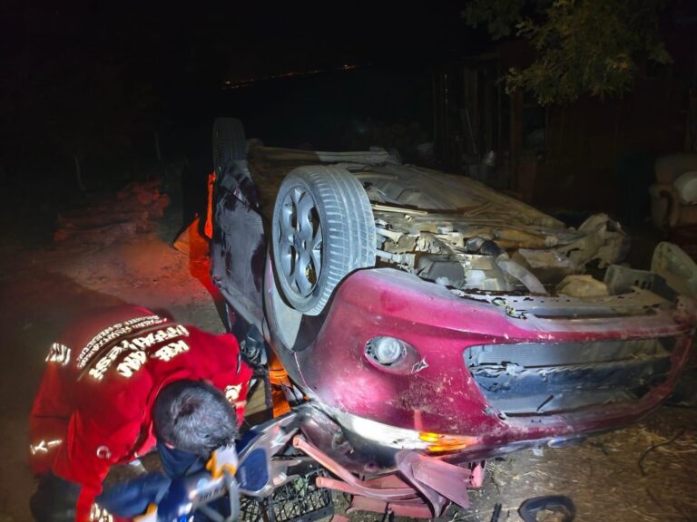 Edirne’de otomobil takla attı; 4 yaralı