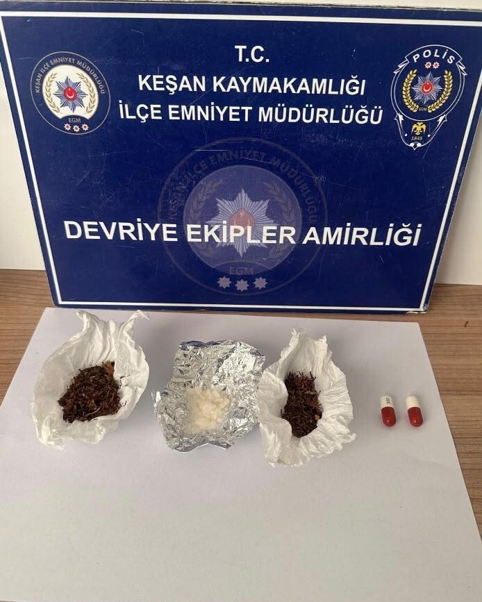 Edirne’de uyuşturucuyla yakalanan 7 şüpheliye gözaltı