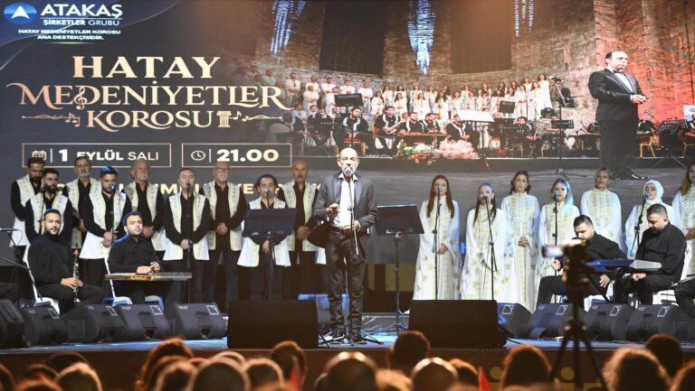 Hatay Medeniyetler Korosu, Çorlu’da konser verdi