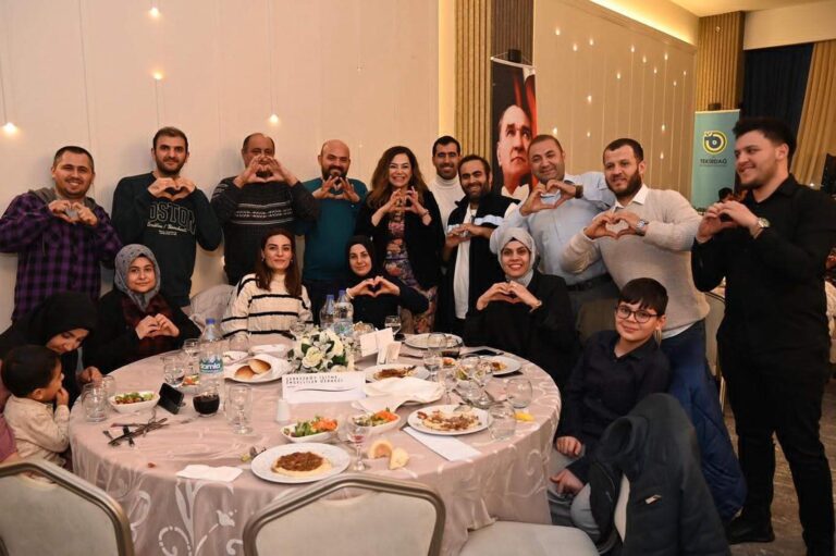 Tekirdağ Büyükşehir Belediyesi’nden işitme engellilere destek