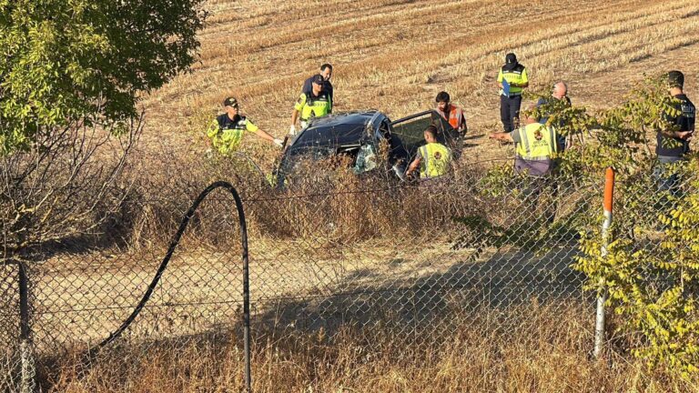 Tekirdağ’da otomobil takla atarak tarlaya devrildi: 1 ölü, 2 yaralı