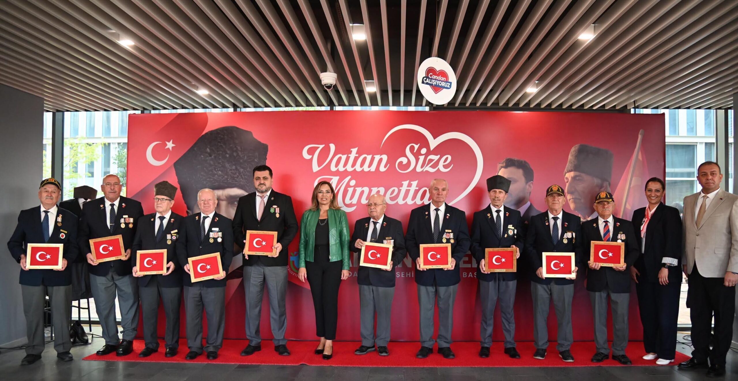 Tekirdağlı gaziler ‘Vefa Sofrası’nda bir araya geldi Tekirdağlı gaziler ‘Vefa Sofrası’nda bir araya geldi