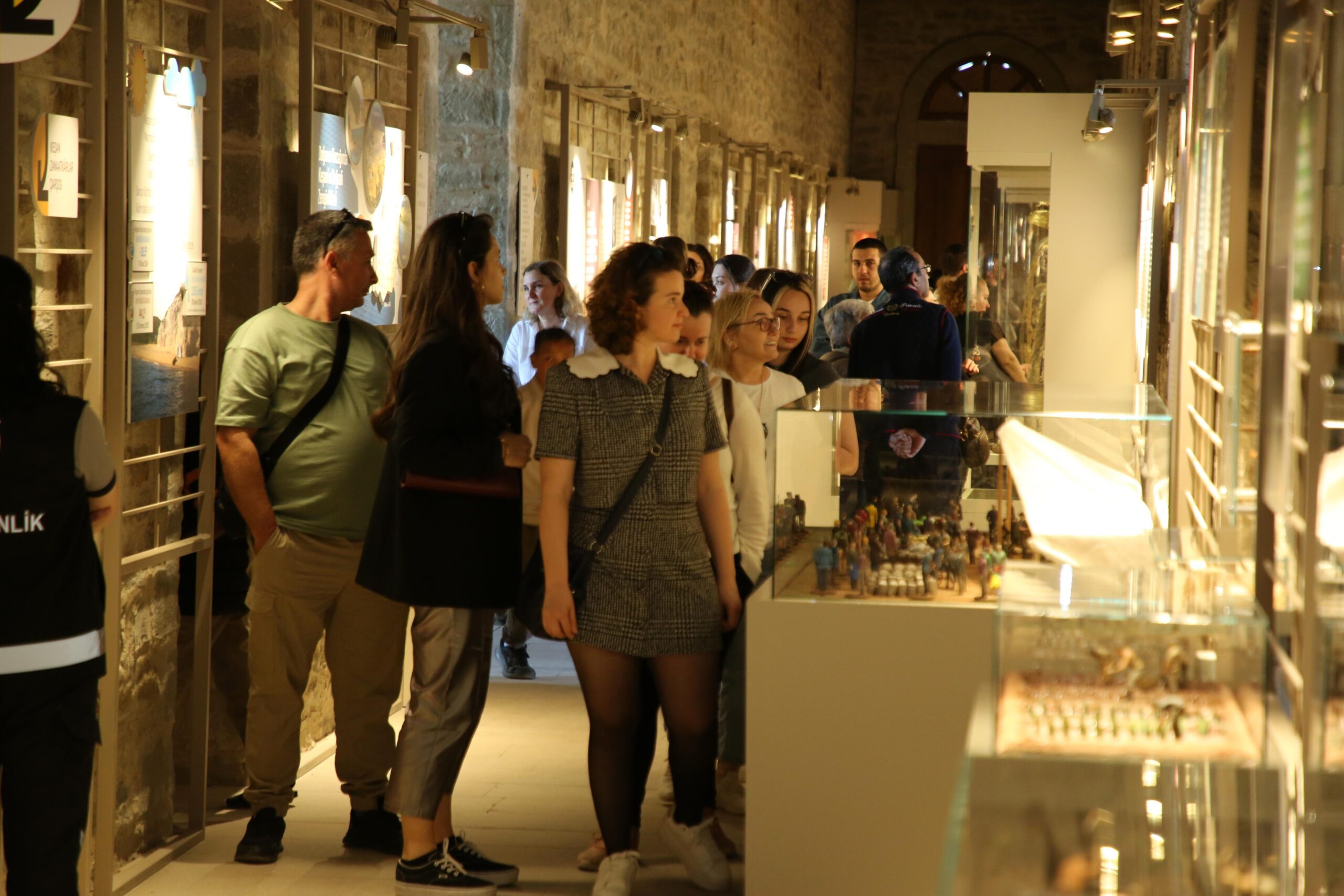 Yaz sezonunda müzeler, turizmin ‘destinasyon merkezi’ olmaya başladı Yaz sezonunda müzeler, turizmin ‘destinasyon merkezi’ olmaya başladı