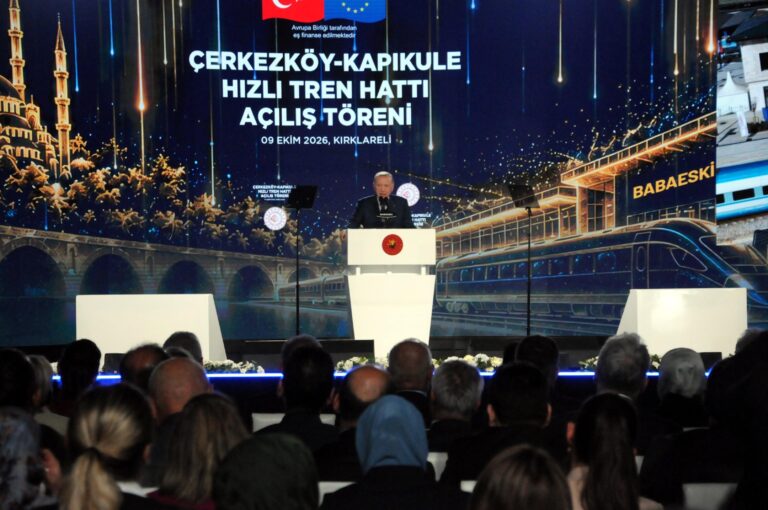 Cumhurbaşkanı Erdoğan: Kim milletin hakkına, hukukuna, emanetine el uzatırsa karşısında bizi bulur