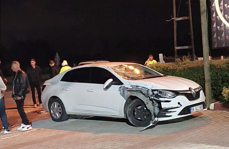 Saray’da otomobil ile motosiklet çarpıştı; 1 yaralı